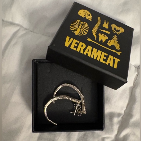 Verameat spine curved earrings - Picture 5 of 6